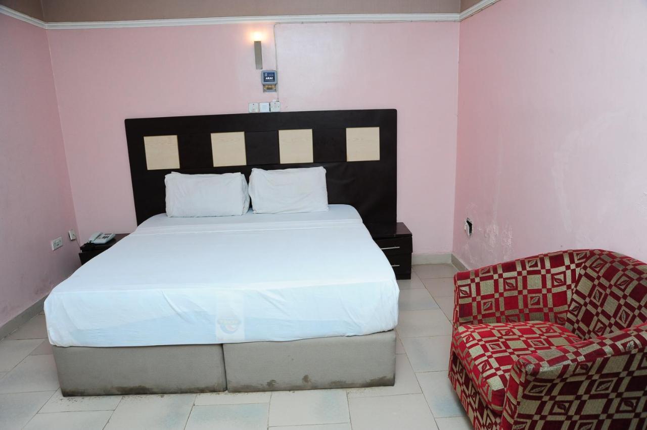 Richton Hotel And Suites Abeokuta Quarto foto